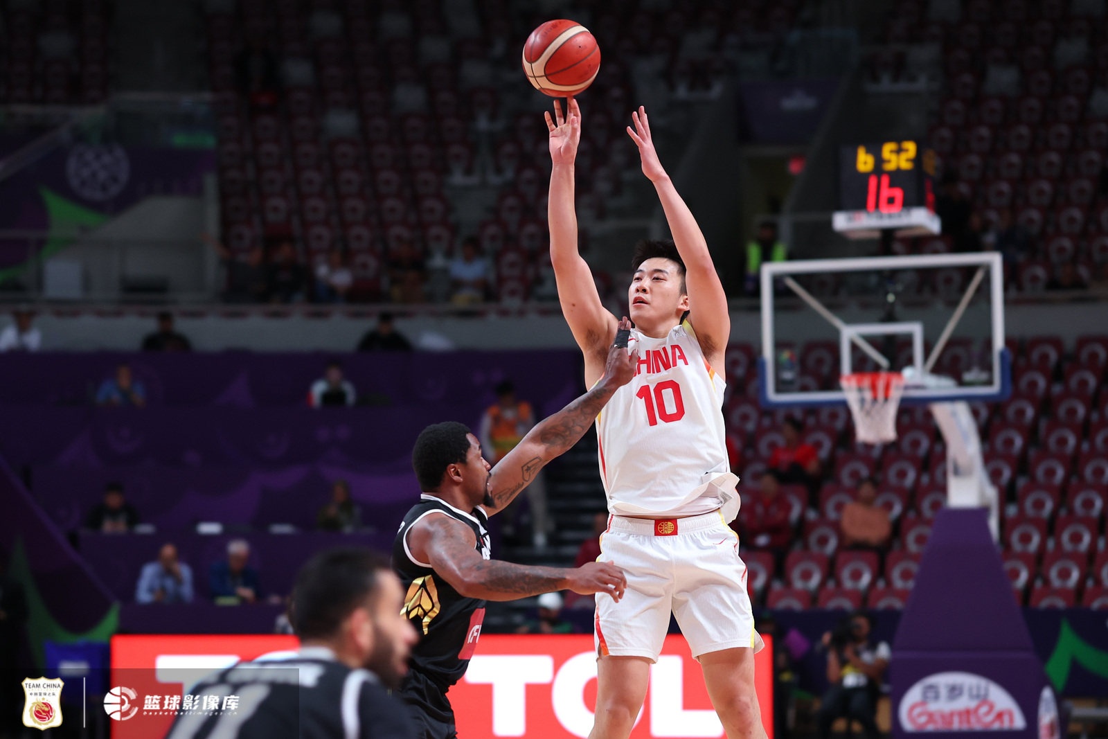 媒體人員：王·朱吉（Wang Junjie）明年將晉級 但NBA將撤退 但NBL會錯過一次又一次又一次來澳大利亞的黃金機會