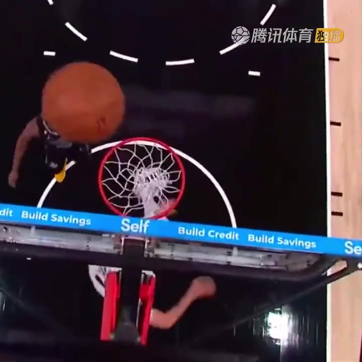 罕見(jiàn)一幕！努爾基奇拋投